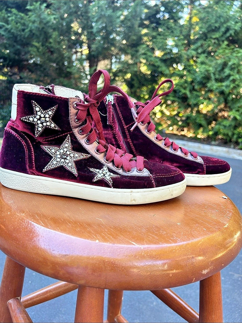 Lola Cruz burgundy velvet- high top sneakers- size 37